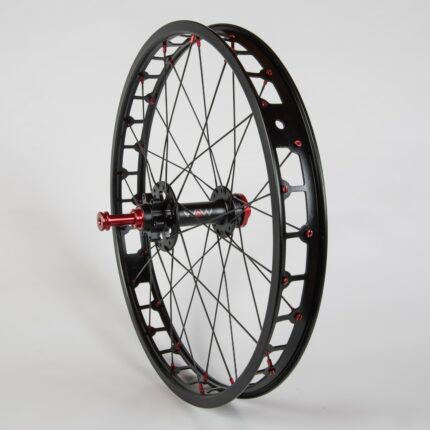 WAW 2018 rear wheel 19'' disc 135 mm + axle & nut WAW Roues|WAW rear wheel 2018 19'' disc 135 mm + axle & nut WAW Roues||||