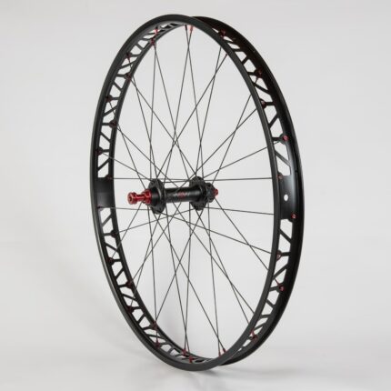 WAW 2018 rear wheel 26'' + axle & nut WAW Roues|WAW rear wheel 2018 26'' + axle & nut WAW Roues||||