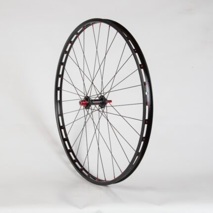 WAW 2018 front wheel 26'' HS33 + WAW Wheels axle|WAW 2018 front wheel 26'' HS33 + WAW Wheels axle||||